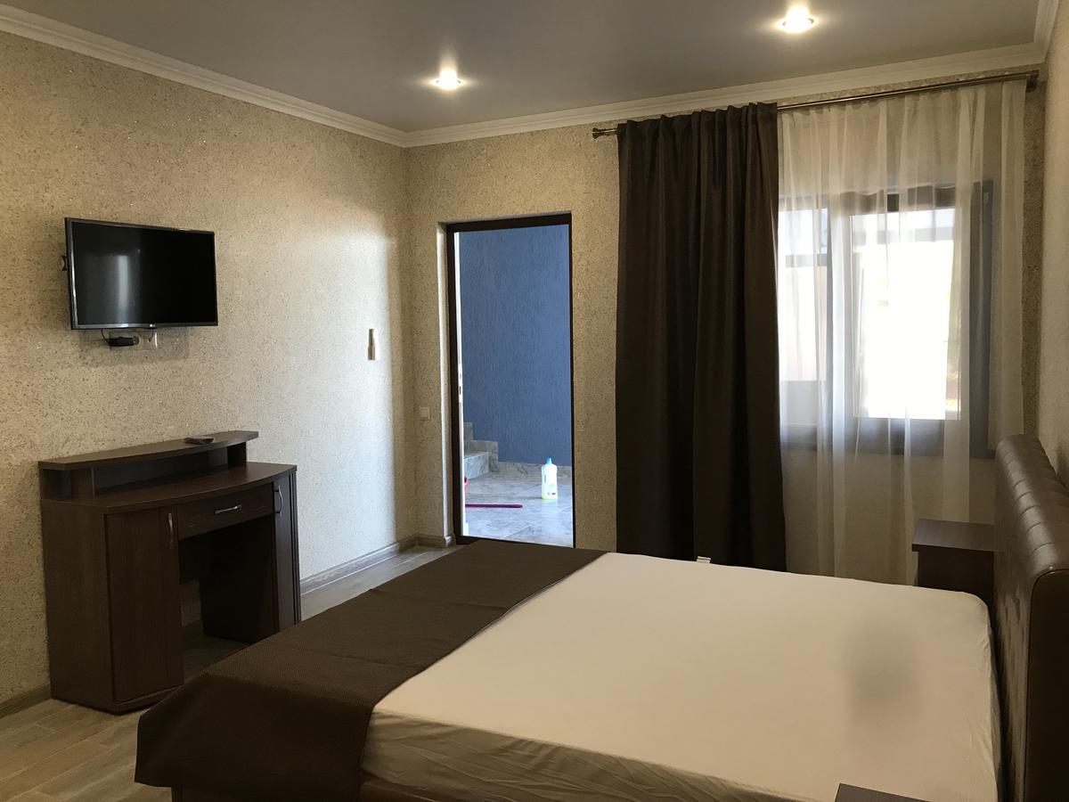 Hotel Apra Lidzava Exteriér fotografie